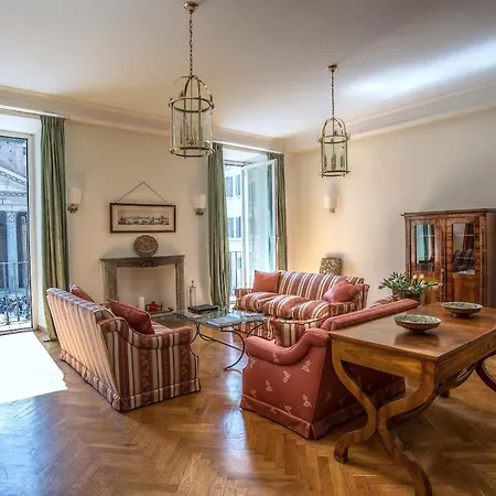 Pantheon Luxury * Róma